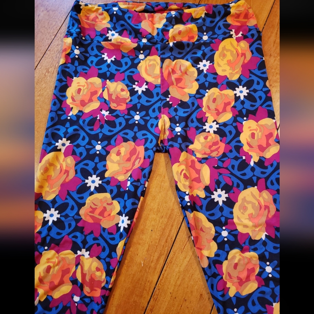 Lularoe Floral Patterned Leggings